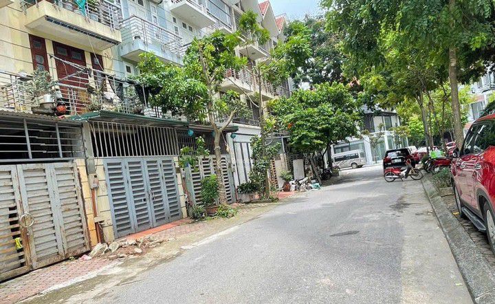 Bán nhanh nhà Kđt Nam La Khê Hà Đông, phân lô, kinh doanh, 55m2, 5 tầng, giá 13.8 tỷ Bán nhanh nhà Kđt Nam La Khê Hà Đông, phân lô, kinh doanh, 55m2, 5 tầng, giá 13.8 tỷ