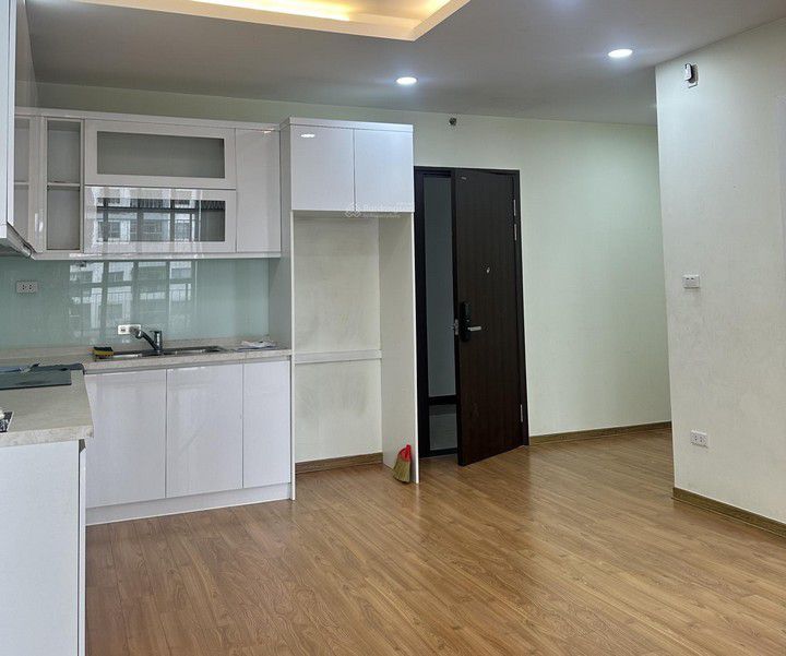 Bán căn hộ chung cư Anland Complex 67m2, 2 ngủ 2 wc, tầng trung, sẵn nội thất, nhà view đẹp, hơn 6 tỷ
