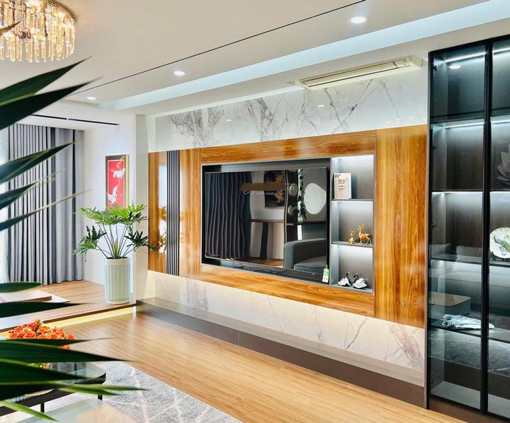 Bán căn hộ chung cư HPC Landmark 105 133m2, tầng trung, nhà đẹp mát, tiện ích, chỉ 9.9 tỷ