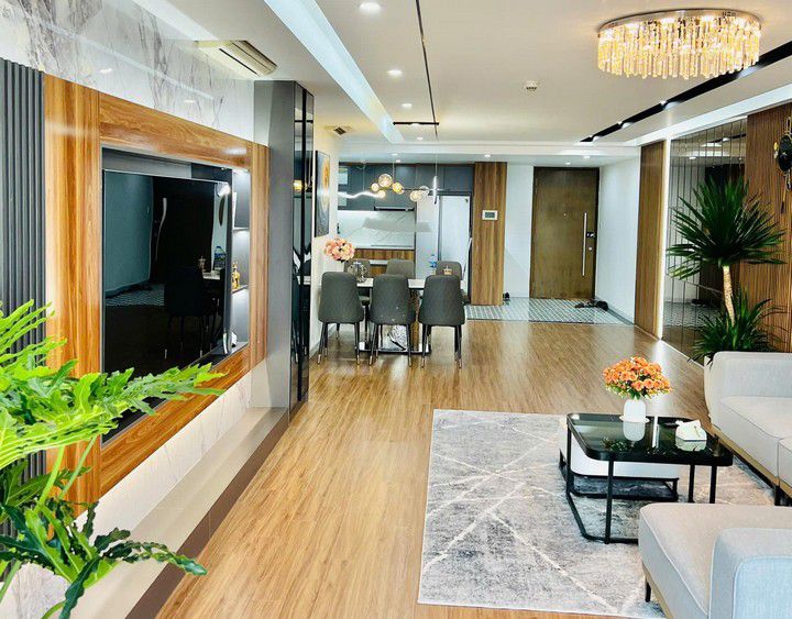 Bán căn hộ chung cư HPC Landmark 105 140m2, tầng trung, nhà đẹp full nội thất, 10.5 tỷ