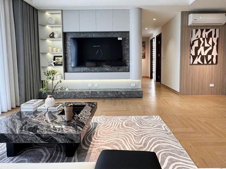 Bán gấp căn hộ chung cư HPC Landmark 105 144m2, tầng thoáng, căn góc đẹp, tiện ích, 10.8 tỷ